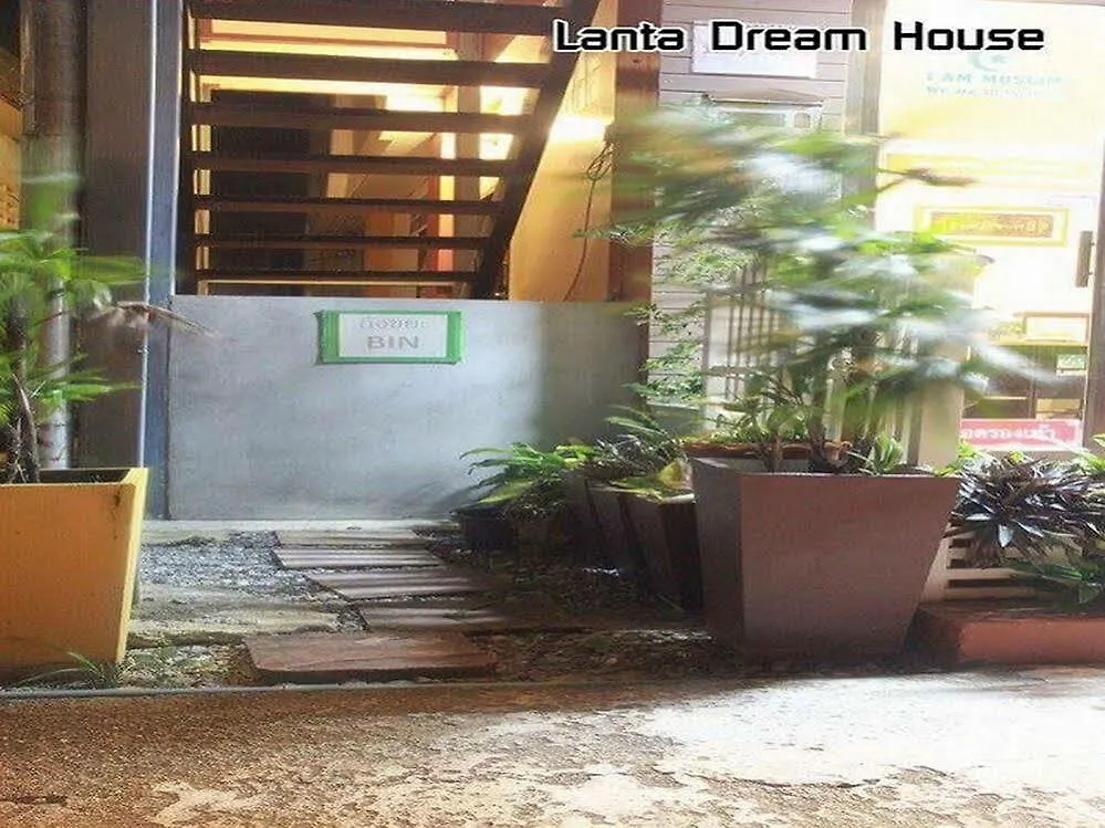 Hotel Oyo 609 Lanta Dream House Apartment Koh Lanta